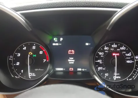 2017 Alfa Romeo Giulia Awd из США, поврежденный, VIN ZARFAEDN2H7552361